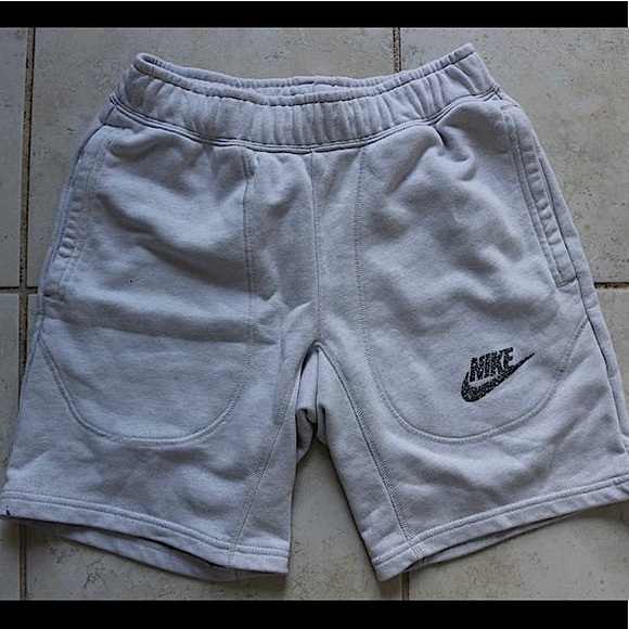 Nike Sweat Shorts (unisex)